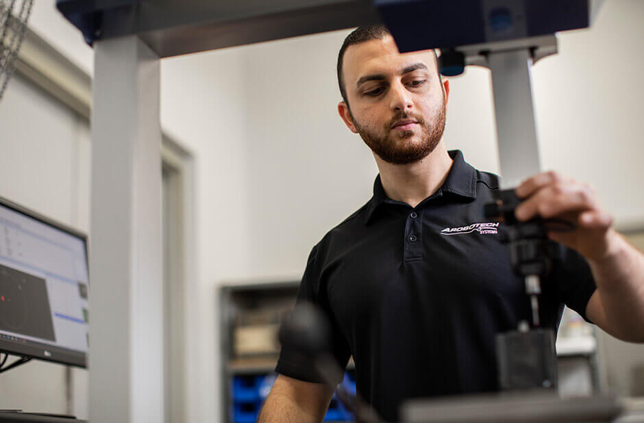 Arobotech Worker working with Steady Rest Technology