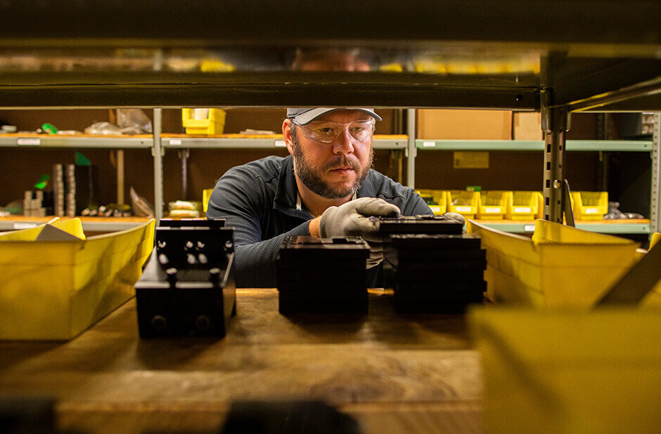 Arobotech Employee working with Steady Rest Technology